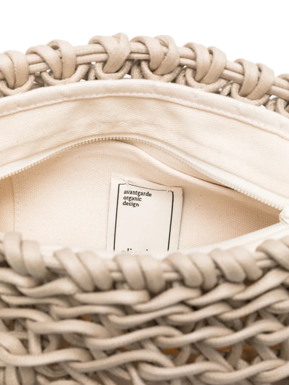 Bolso Cecilia Latte con cierre de cremallera, tejido a mano con cuerda de algodón 100%, sostenible y hecho en Italia.