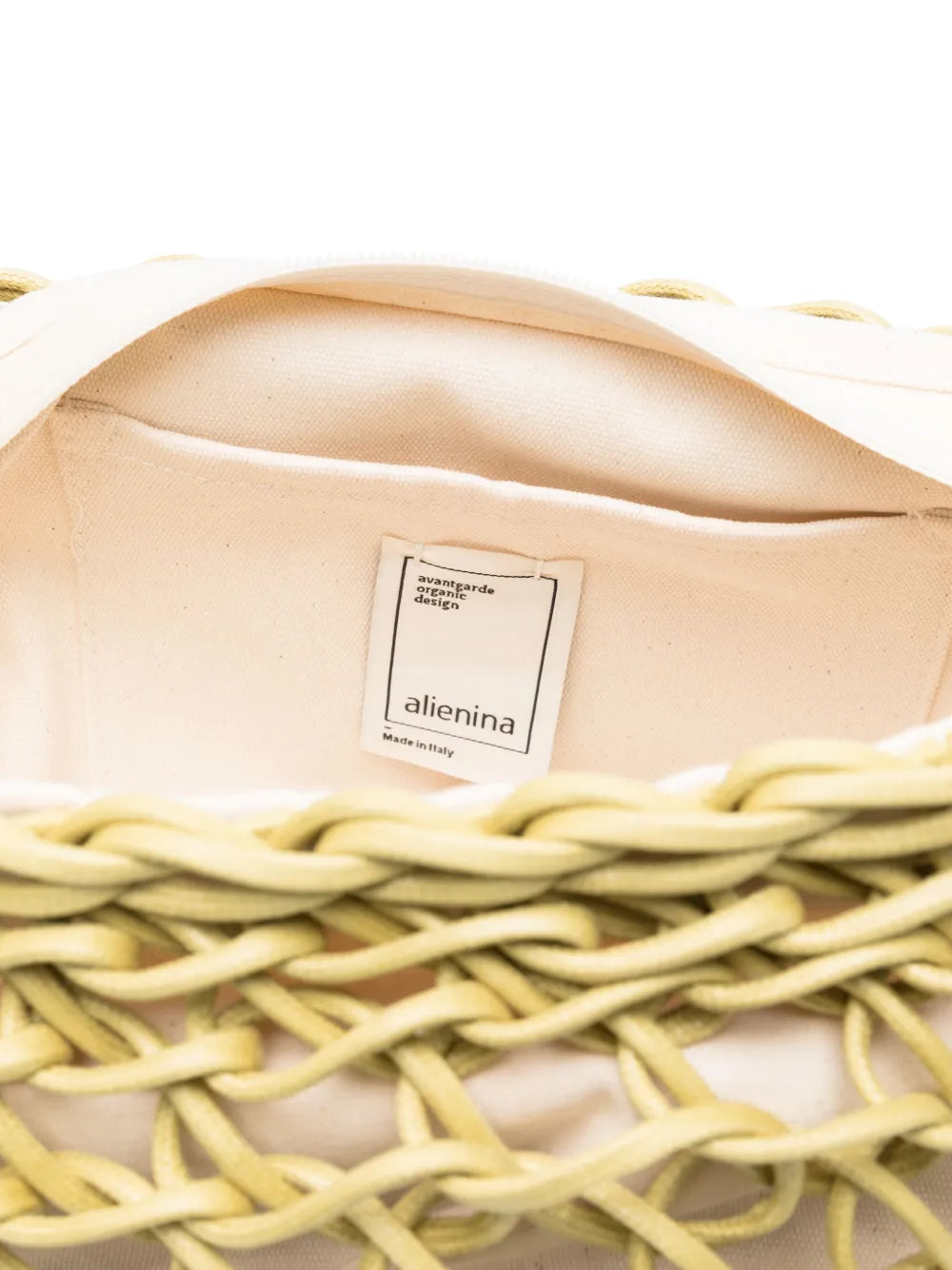 Bolso Lilla de Alienina color lima tejido a mano en algodón encerado, estilo hombro y bandolera