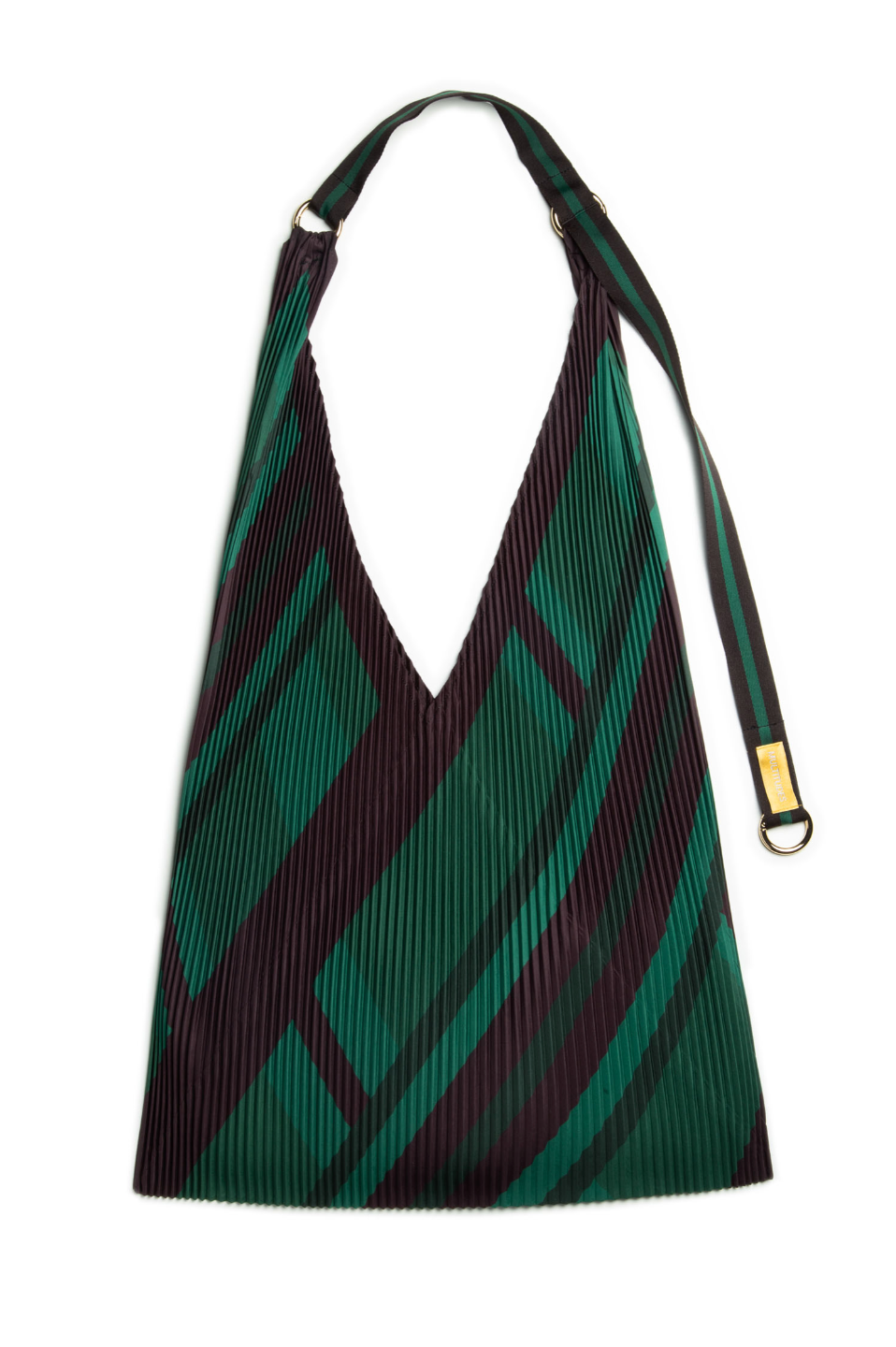 Bolso plisado Ornella Green de Multitudes en elegante combinación de azul marino y verde, confeccionado en poliéster reciclado con asas de satén y detalle de anilla dorada para accesorios.
