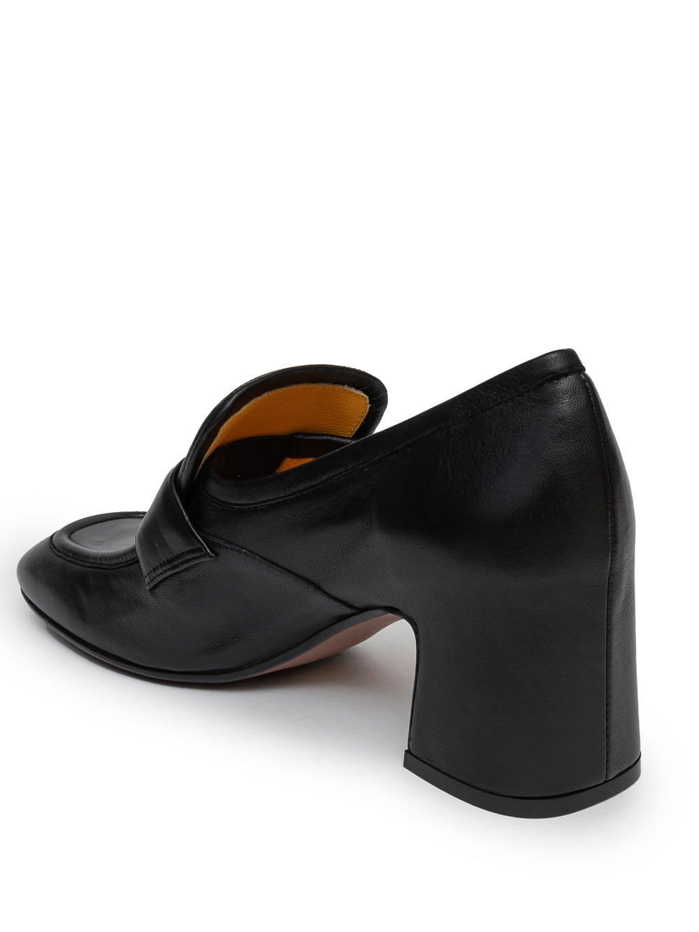 Mocasín negro de piel de becerro con tacón ancho de 6 cm, modelo PERLA-R261 de Mara Bini, fabricado en Italia.