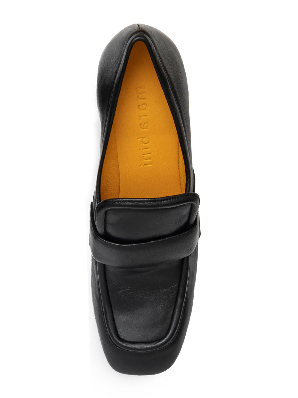 Mocasín negro de piel de becerro con tacón ancho de 6 cm, modelo PERLA-R261 de Mara Bini, fabricado en Italia.