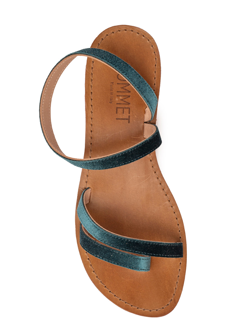 Sandalia Pietrasanta en terciopelo azul petrolio de Cinque Terre con pulsera al tobillo y suela de cuero.