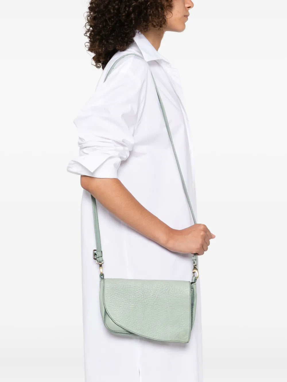 Bolso Mialuis en color ottanio hecho a mano en piel de curtición vegetal