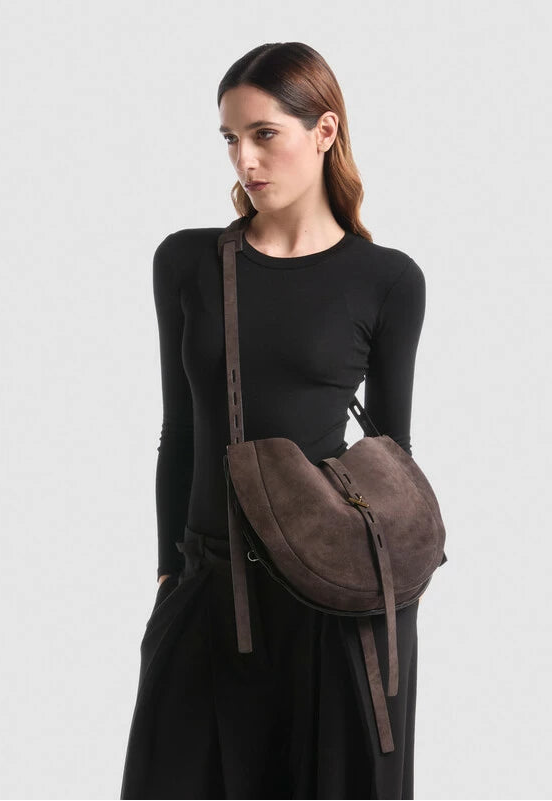 Minobossi Lizzie Small hobo bag in testa di moro brown calf suede – handmade in Italy with adjustable strap and interior zip pocket.