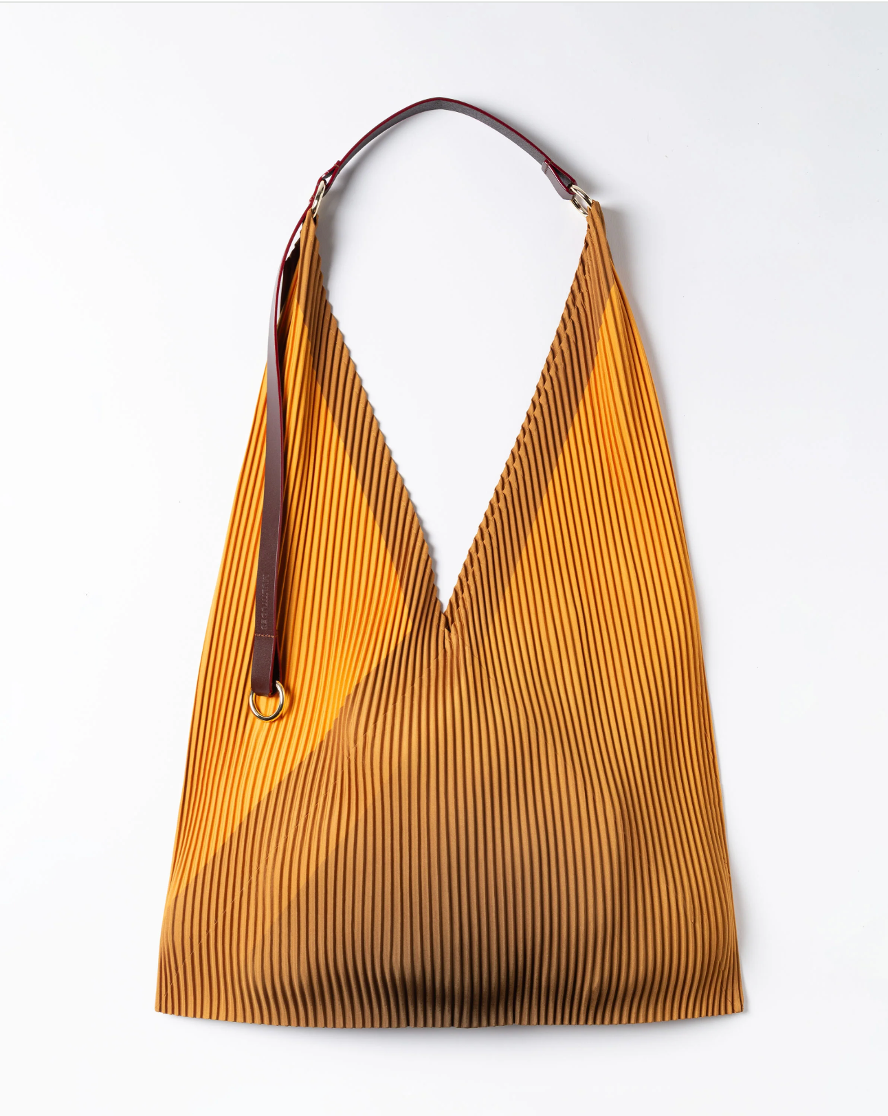 Multitudes Cameron mustard pleated bag with leather strap made in Italy