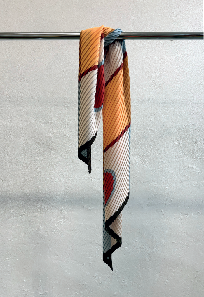 Multitudes pleated scarf Afrodite avio saffron burgundy recycled polyester silk-effect hanging view