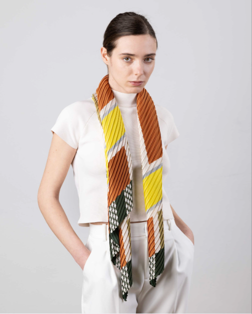 Multitudes pleated scarf Selene beige bronze terracotta yellow recycled polyester silk-effect