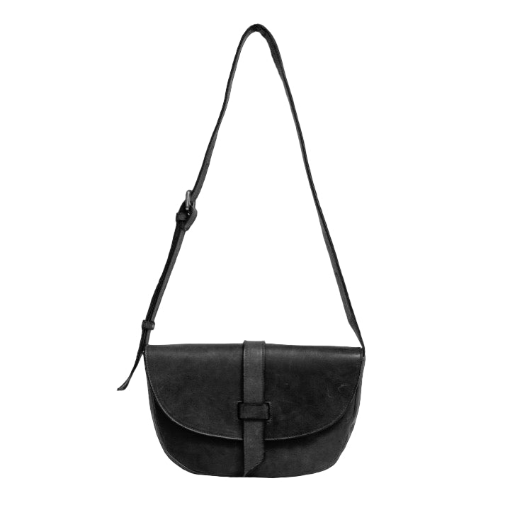 Handmade Sommet Teckla crossbody bag in black vegetable-tanned calf leather with waxed finish and adjustable strap, made in Italy