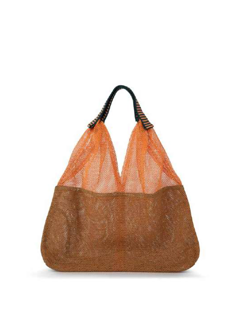 Small Udaipur Sunset bicolor mesh tote bag in orange and camel with black and gold striped handles, front view on white background