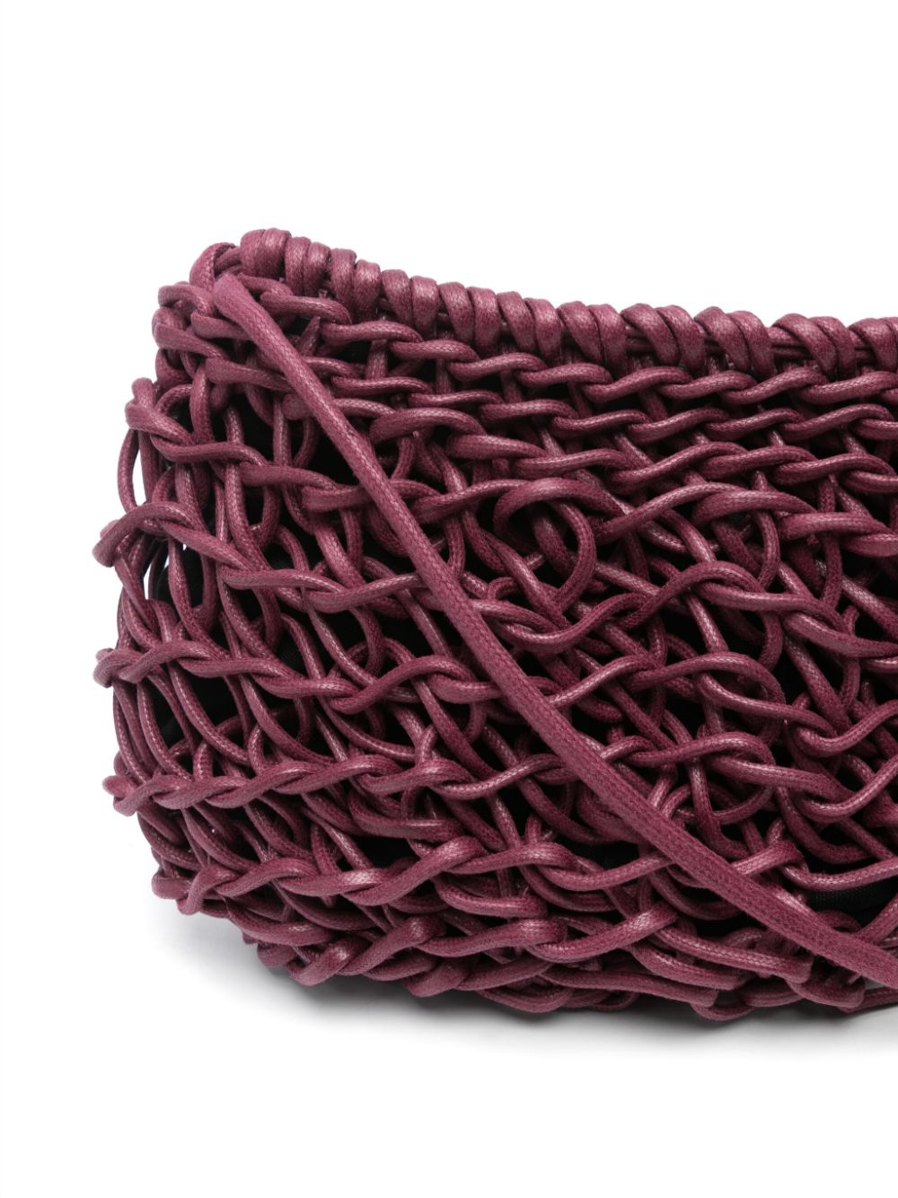 Bolso Cecilia de Alienina en color plum, tejido a mano en Italia con cuerda de algodón 100%, diseño artesanal y sostenible.

