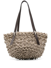 Cargar imagen en el visor de la galería, El bolso Vittoria de Alienina es un shopper amplio y con un diseño elegante, ideal para quienes buscan espacio sin renunciar al estilo. Está confeccionado con cuerda encerada y correas de piel biodegradable, lo que le aporta durabilidad y un toque moderno y sofisticado. Además, su diseño ergonómico permite llevarlo cómodamente sobre los hombros, convirtiéndolo en el compañero perfecto para el día a día o para escapadas. ¡Un accesorio práctico, con carácter y conciencia ecológica!

100% Algodón encerado.

Me