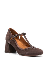 Load image into Gallery viewer, Chie Mihara zapatos de tacón en ante marón y piel bronce, cierre de hebilla lateral tacón bajo en bloque de 60 mm puntera cuadrada, plantilla de piel y suela de cuero y goma.  Composición   Suela_ Goma 100%, Piel de becerro 100% Forro_ Piel de becerro 100% Exterior_ Ante de becerro 100%   Modelo: GRADY