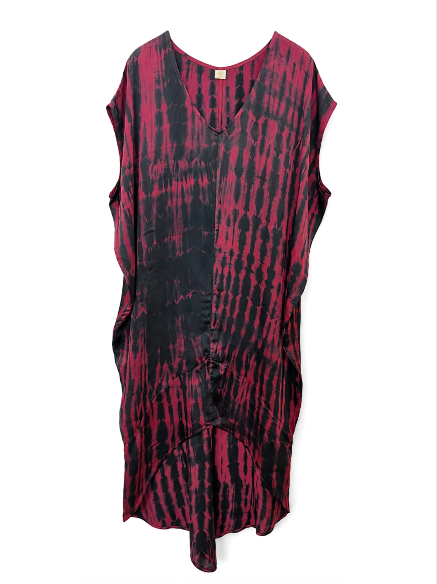 Handmade tie-dye kaftan dress burgundy black — slō hand made — front view