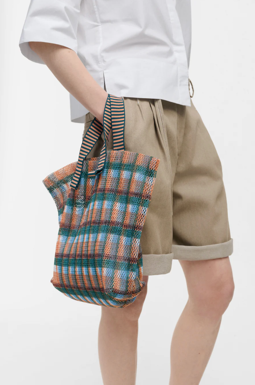 Small Kanpur apricot multicolor mesh tote bag with striped handles