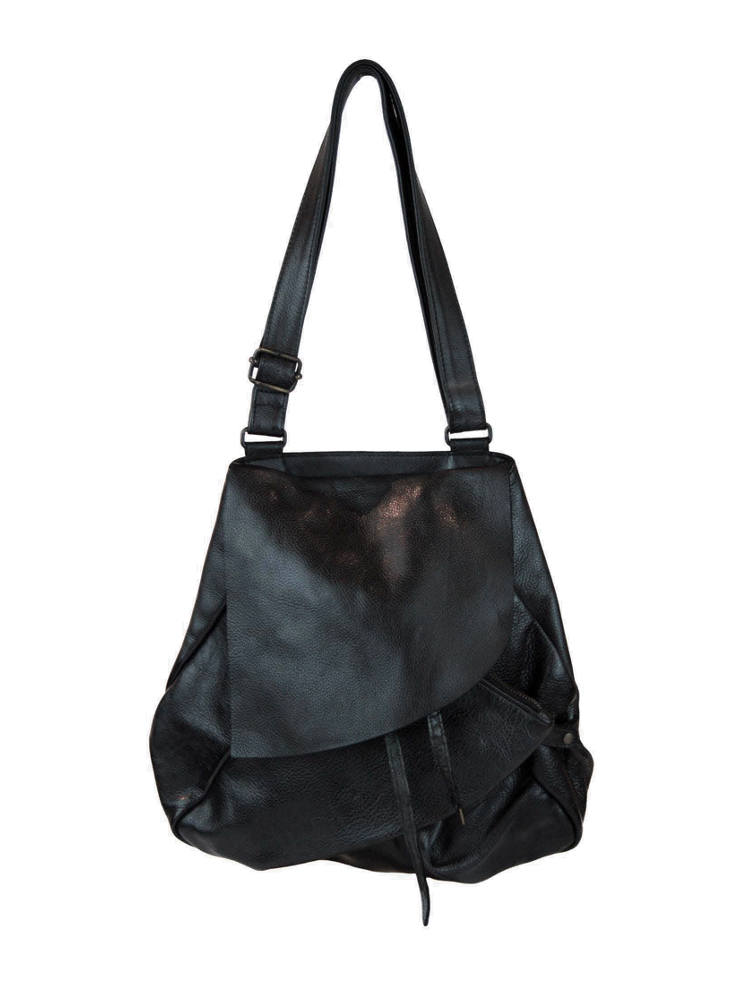 Luxury Italian black leather tote bag Gabri by Mialuis, artisanal craftsmanship with adjustable shoulder and crossbody strap.