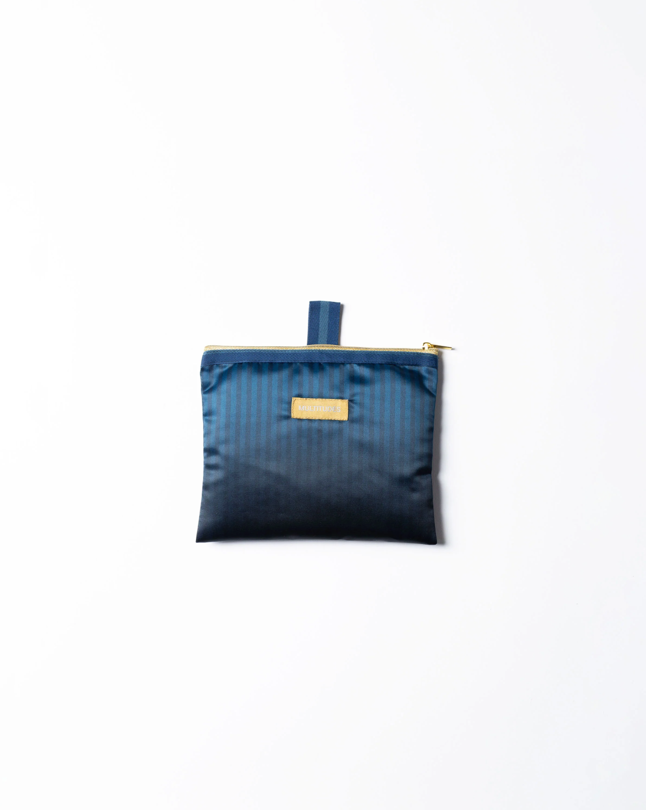 Multitudes Charlize bag with pouch and leather strap in blue tone