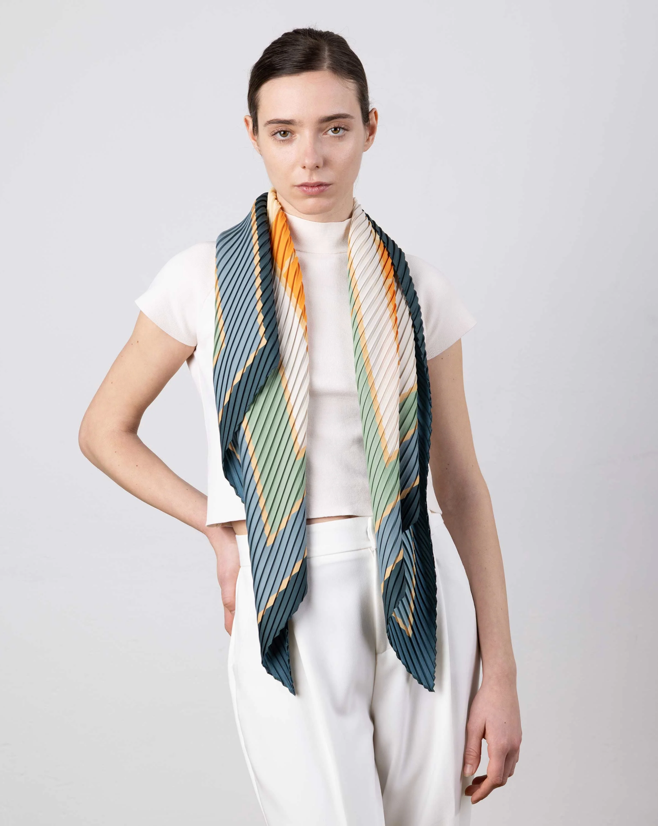 Multitudes pleated scarf Era blue sage petrol recycled polyester silk-effect