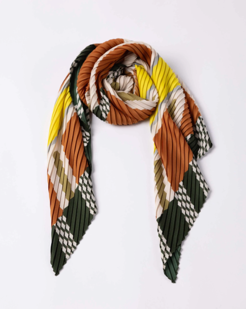 Multitudes pleated scarf Selene beige bronze terracotta yellow recycled polyester silk-effect 