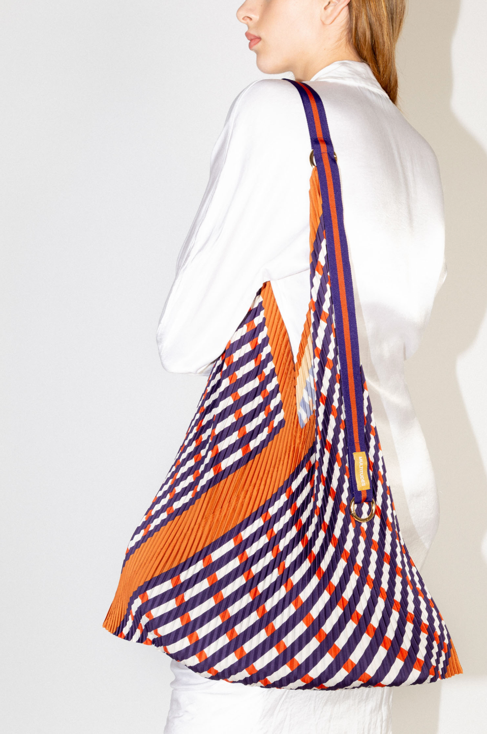 Multitudes Sophia Terracota shoulder bag made in Italy with pleated satin