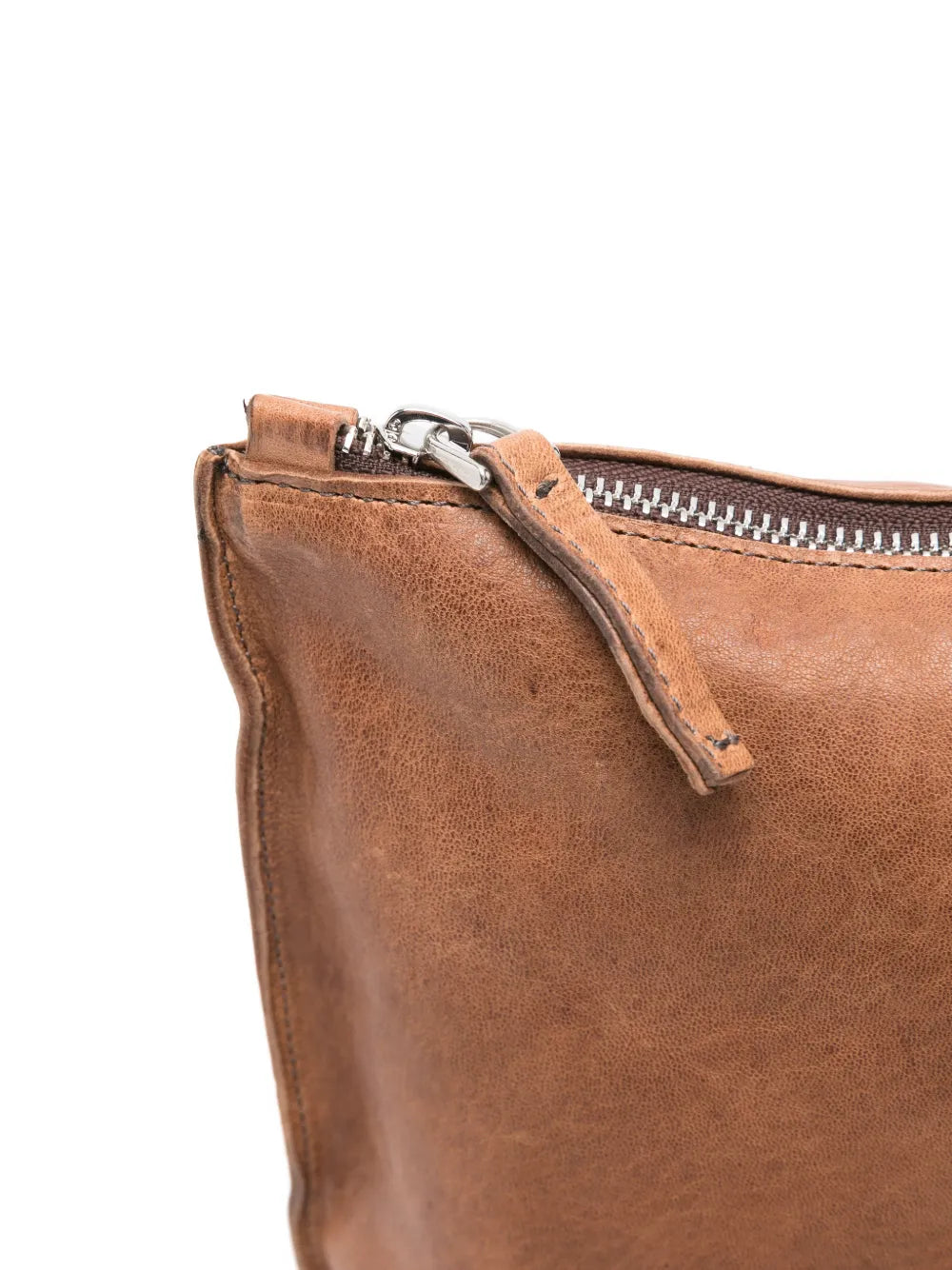 Sommet Clark sand leather crossbody bag in vegetable tanned leather with adjustable strap, handmade in Italy.