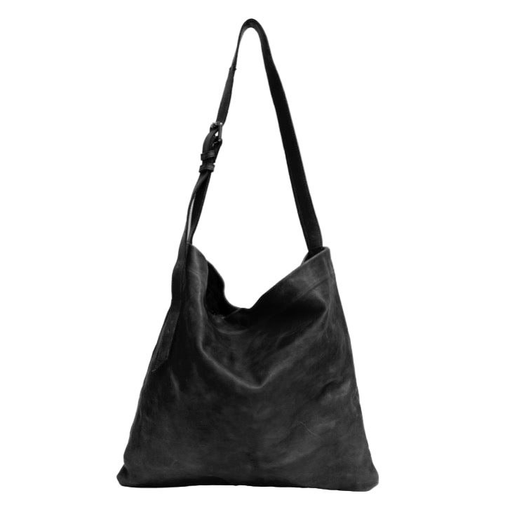 Sommet Lidia black vegetable-tanned leather sack bag with adjustable strap and waxed finish, handmade in Italy